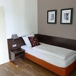 Steeps Ihr Brauhaus Und 3* Köln