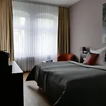 Steeps Ihr Brauhaus Und 3* Köln