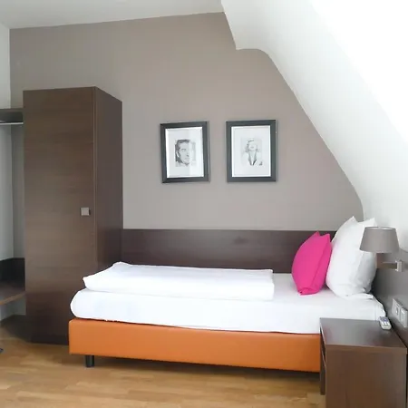 Otel Steeps Ihr Brauhaus Und 3*