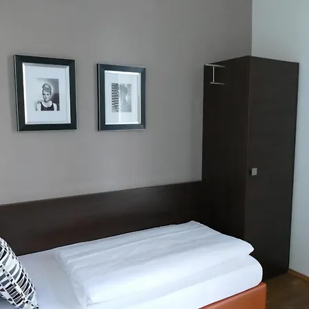 Otel Steeps Ihr Brauhaus Und 3*