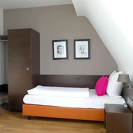 Hotel Steeps Ihr Brauhaus Und 3*