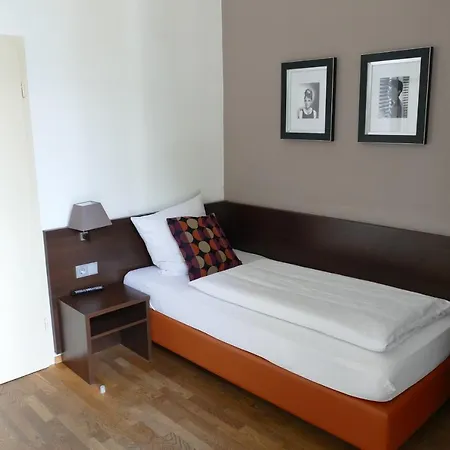 Steeps Ihr Brauhaus Und 3* Kolonia